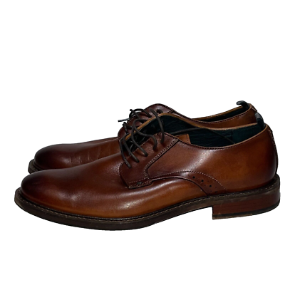 Rodd & Gunn Men display picture 2