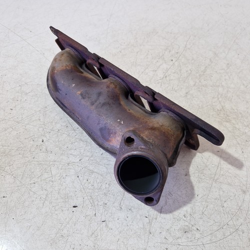 C33* Mercedes W204 C-Klasse Abgaskrümmer Auspuffkrümmer rechts A 2721402209