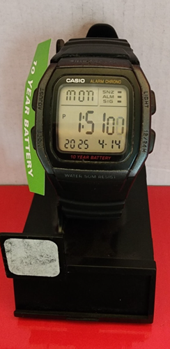 Men's Casio Watch, Black Alarm Chrono Digital, NWT. Working. Lot (739)