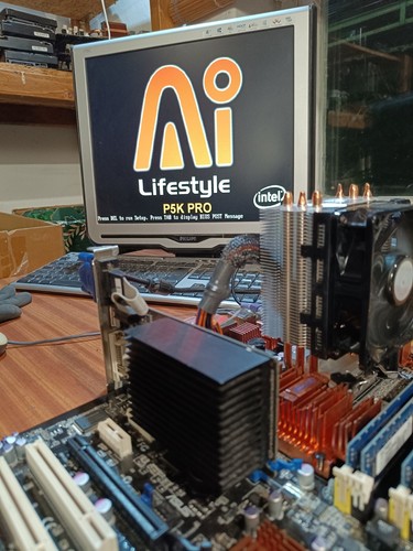 LGA775 ASUS P5K PRO iP35 chipset MoBo with CPU C2D E8200, I/O shield & 4GB RAM - Picture 13 of 21