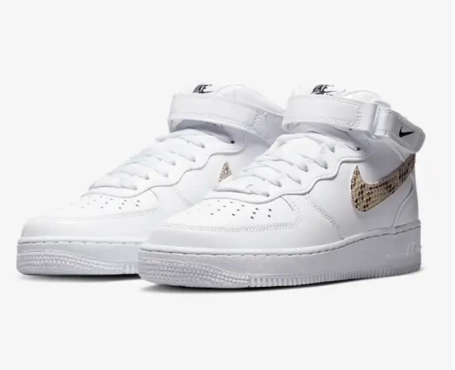 [DD9625-101] Женские кроссовки Nike Air Force 107 из змеиной кожи со свистом посередине *НОВЫЕ*