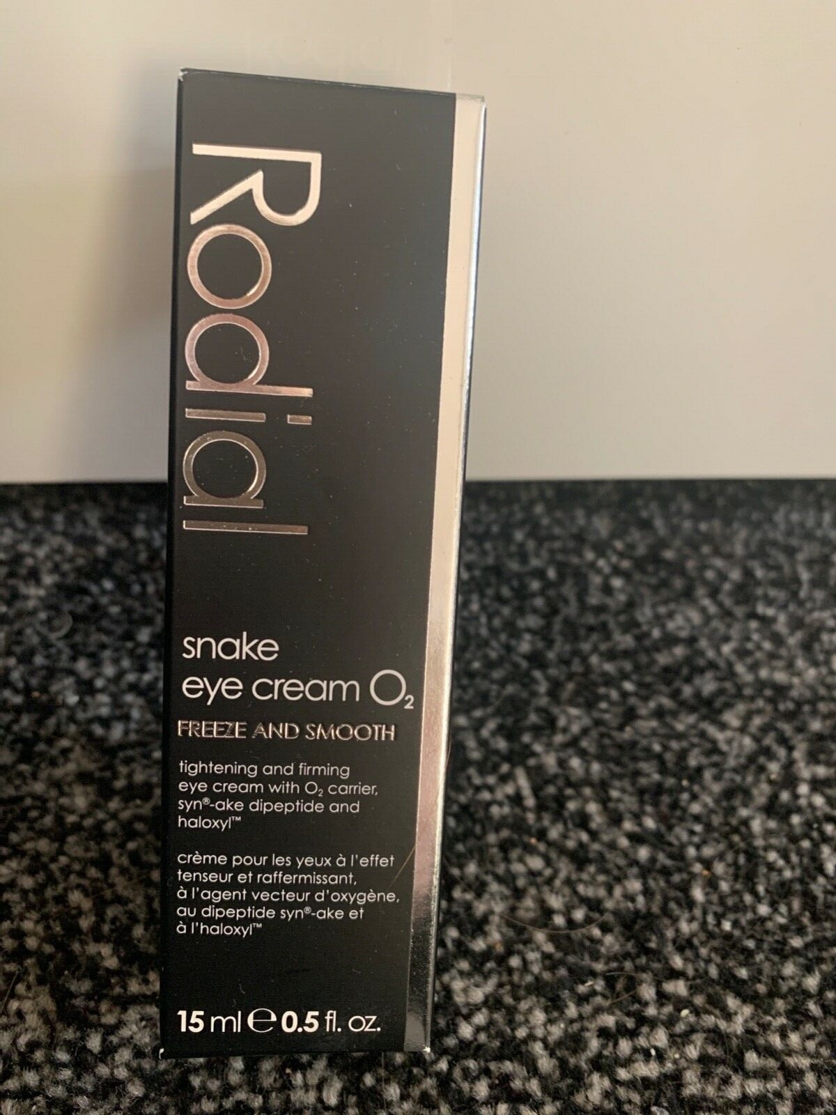 rodial snake eye cream