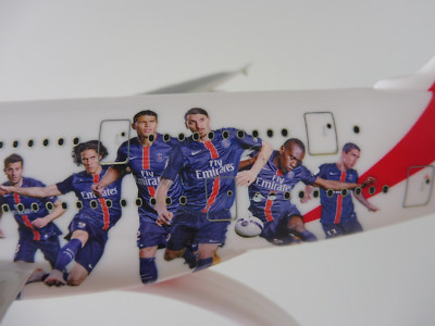 EMIRATES PARIS SAINT GERMAIN Airbus A380-800 1/250 Herpa Snap Fit 611152 A380