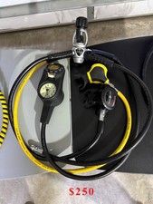 AquaLung Titan LX with AquaLung Octopus, and basic set of gauges, with compass