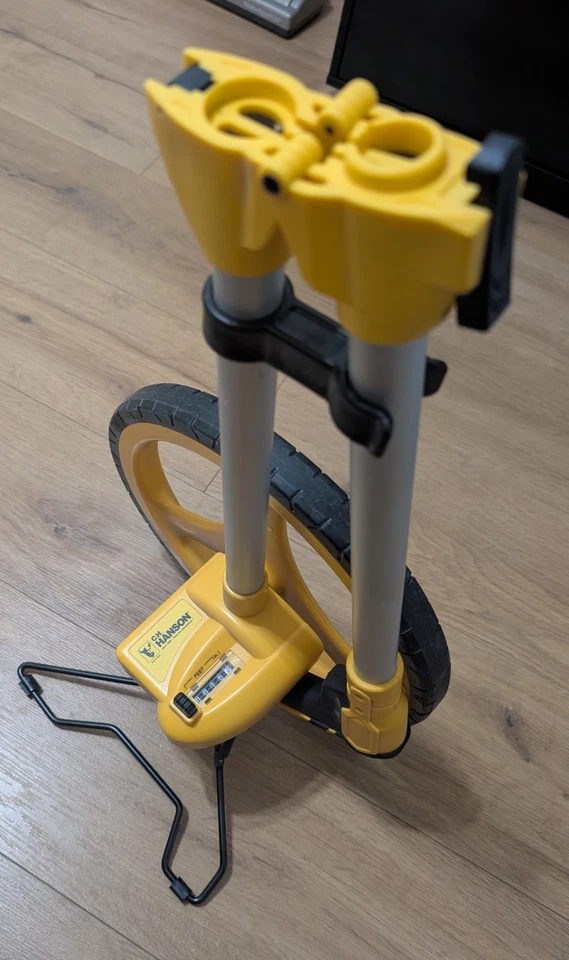 C.H. Hanson measuring wheel yellow aluminum wheel diameter 13" PN 11269 USA - Image 2 of 4