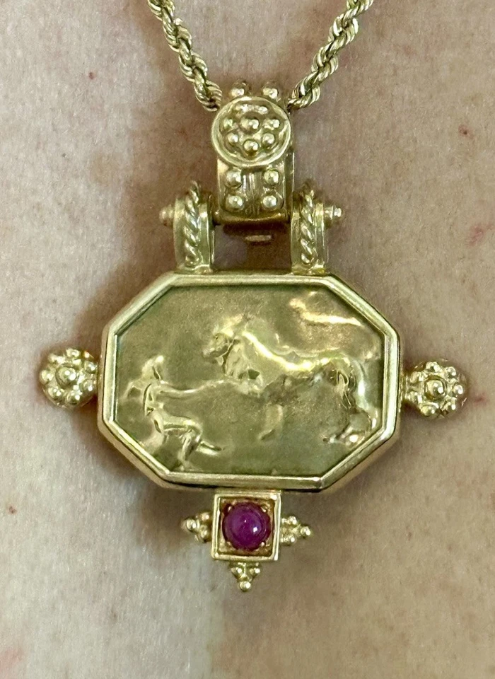 Colgante potenciador de oro amarillo de 14k TAGLIAMONTE con rubí 10,6 gramos hecho en Italia Foto 2 de 4