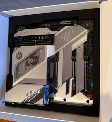 ASRock Z690 Aqua OC LGA 1700 EATX Intel Motherboard