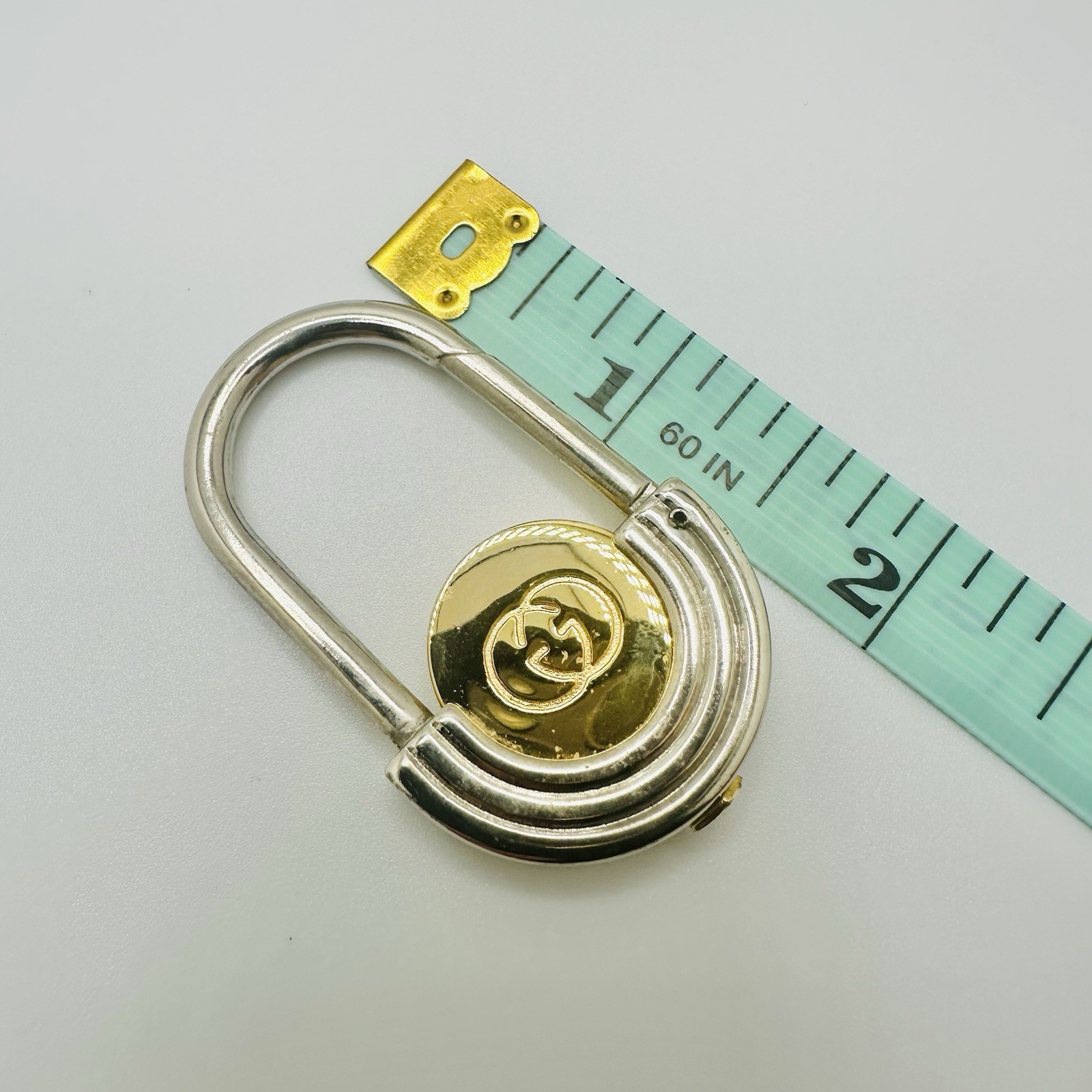 Gucci Interlocking G Two-Tone Key Ring - image 11