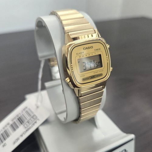 Casio LA670WGA-9DF Women's Watch Metal band Digital Gold Original New - Picture 4 of 9