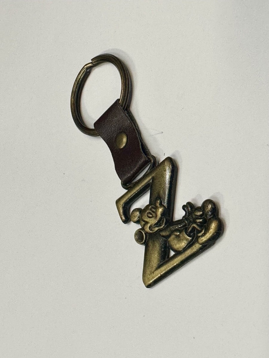 イタリア製　ディズニー　真鍮製　キーフック Vintage Letter Initial Z Mickey Mouse Disney Keychain Brass