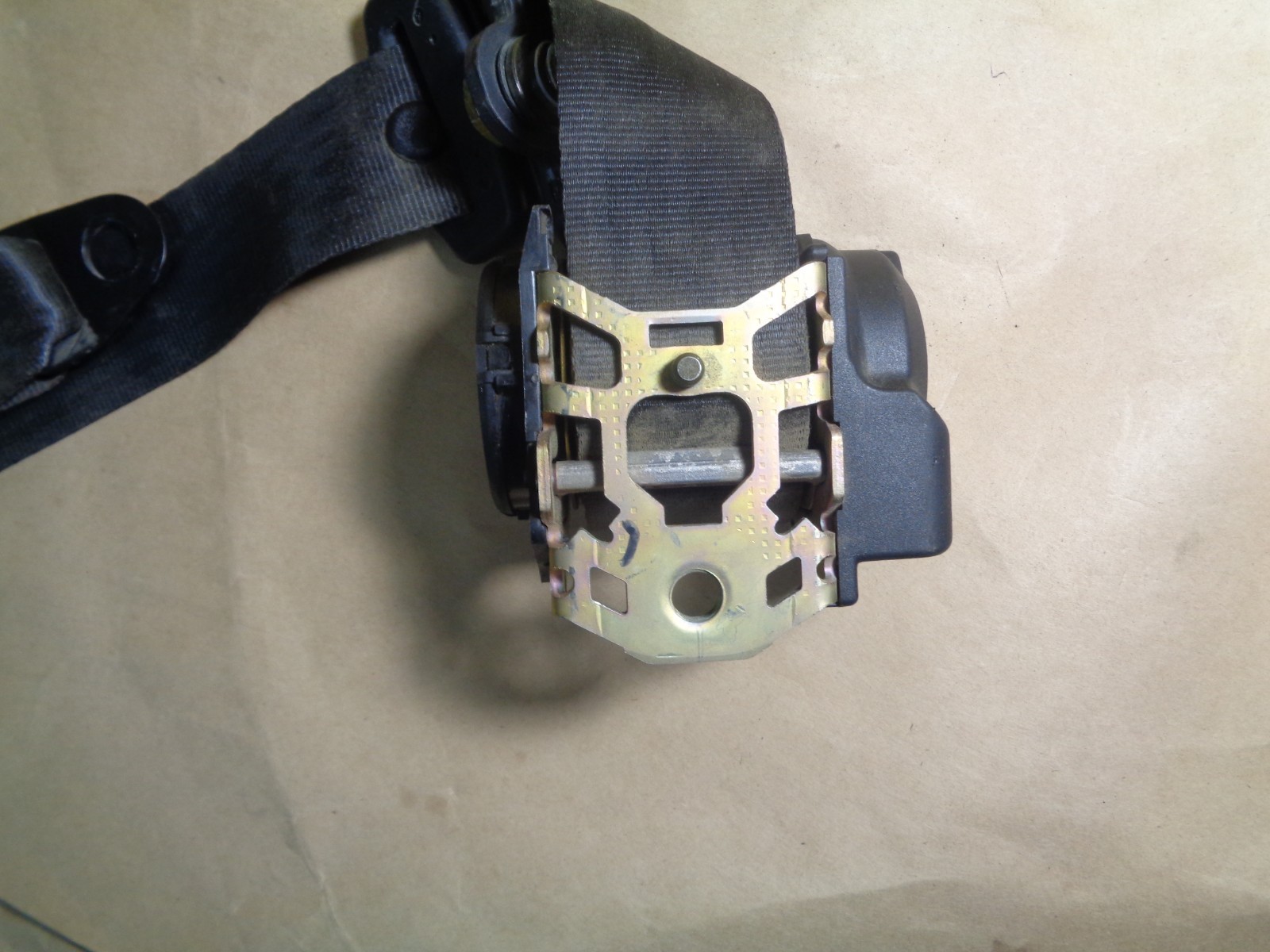 Maserati 4200 ..Rh Right Rear Seat Belt...Part# 66193900