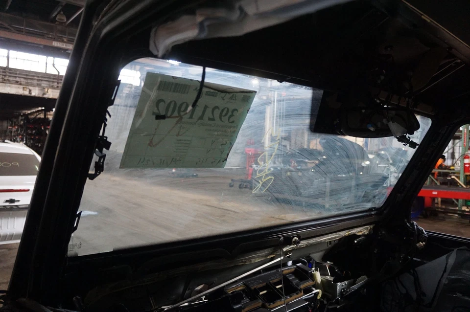 Local Pickup Only! Front Window Glass OEM 4636703201 Mercedes G-class G550 13-18 - Imagem 2 de 4