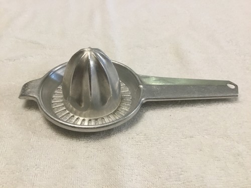 Vintage Foley Citrus Reamer Juicer Aluminum Hand Held - 第 1/6 張圖片