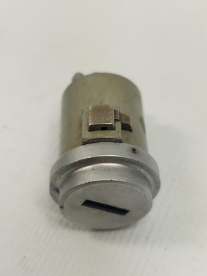 MERCEDES BENZ a 1164620279 Ignition Lock & Tumbler R107 W116 for 