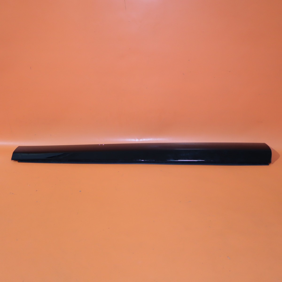Rolls-Royce Cullinan 2025-2026 Rear Right Body molding