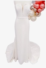 Justin Alexander wedding dress 99115D Original 1700 just Needs a little TLC.