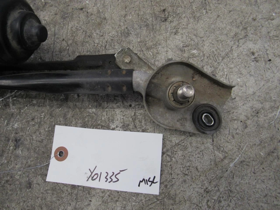 2016 Hyundai Genesis coupe front windshield wiper motor linkage transmission - Изображение 3 из 4