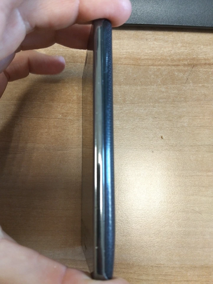 LG Optimus L5 LG-E610 Nero Cellulare Per Ricambi - Immagine 3 di 4