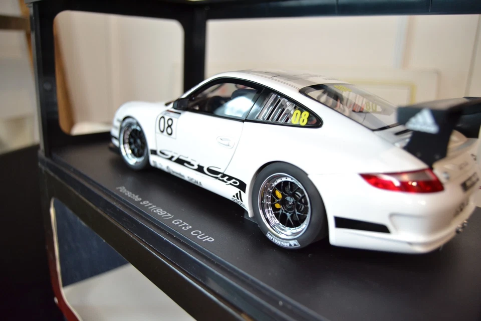 AUTOART.  1/18   Porsche 911 (997) GT3 Promo Cup Car 2008 .Ref: 80881 - Photo 2/4