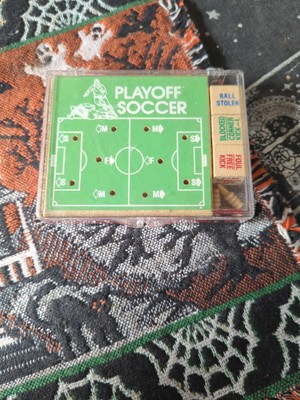 Vintage PLAYOFF Soccer Pegboard Peg Board Game CRESTLINE Wood Dice Pegs Case