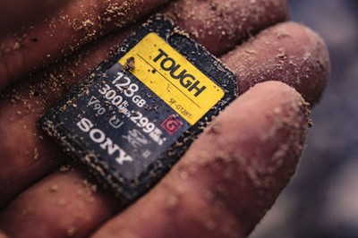 Sony - SFG128T/T1 128GB SDXC UHS-II TOUGH G Series Memory Card | eBay