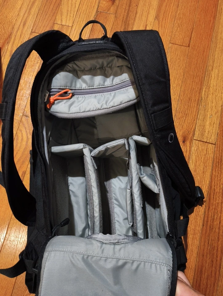 Lowepro Flipside 300 Padded Camera Backpack  - Image 3 of 4