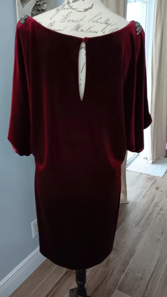Aidan Mattox Size 8 Red Velvet Cocktail Dress - Изображение 3 из 4