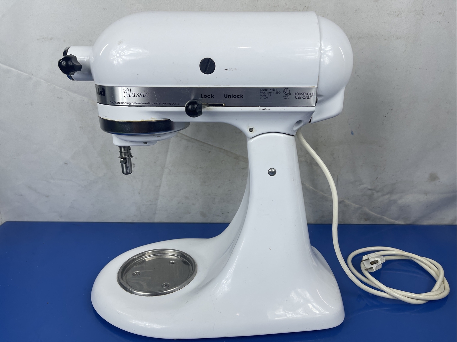 KitchenAid K45SSWH Classic TiltHead 4.5 qt Stand Mixer 791769568589