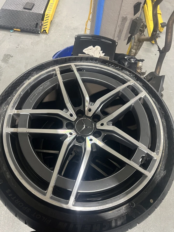 20" AMG OEM Wheels Rims Mercedes With Tires SL63, GT AMG - Image 2 of 4