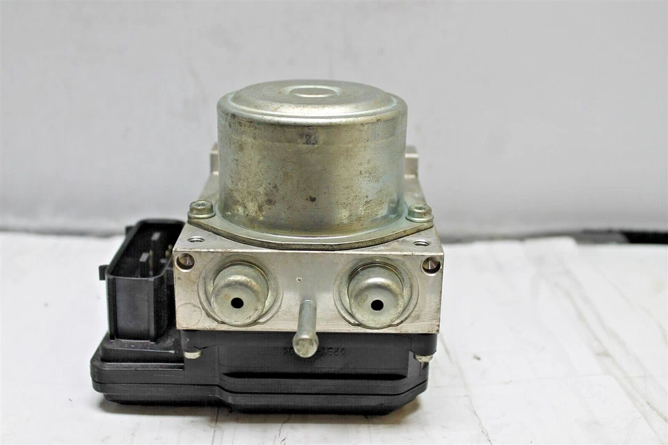 Módulo de control de bomba de freno antibloqueo ABS 476601K3B Nissan Juke 2012-2014 6o1 260 Foto 2 de 4