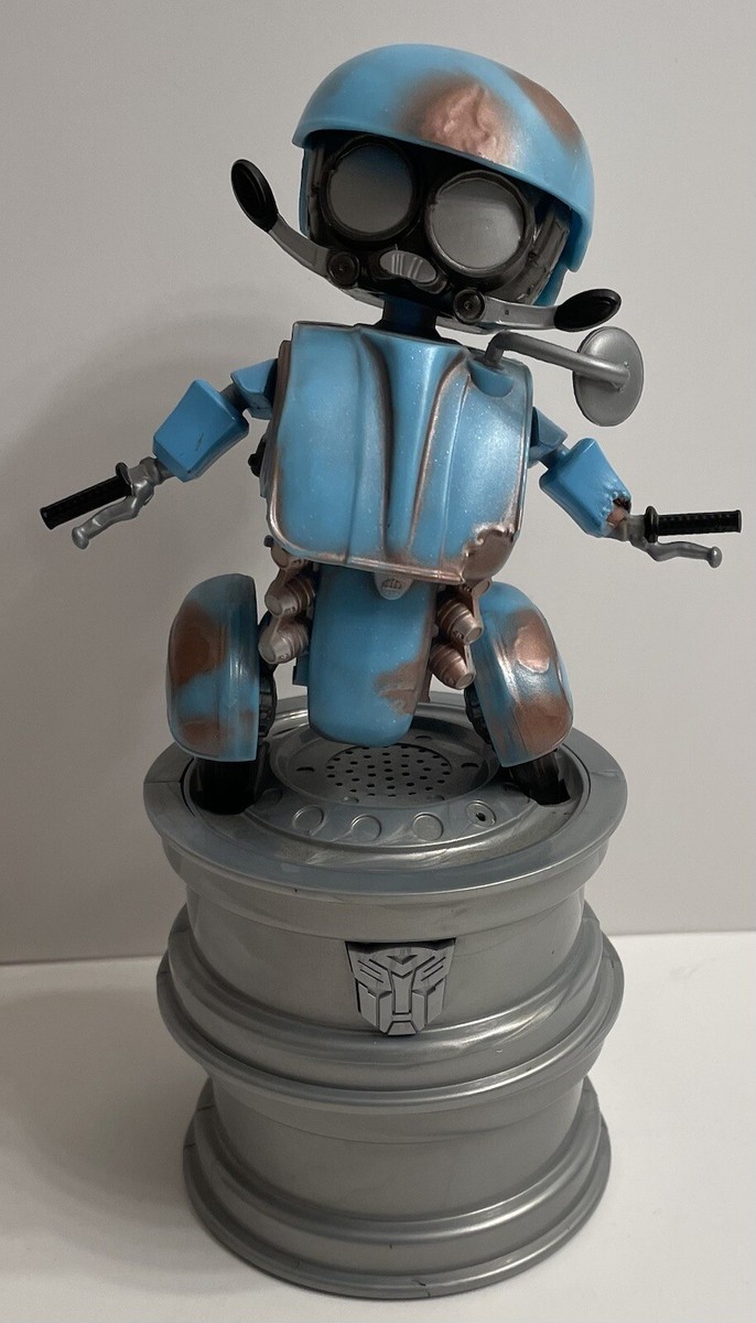 Transformers Autobot Sqweeks The Last Knight Animated Dancing Toy