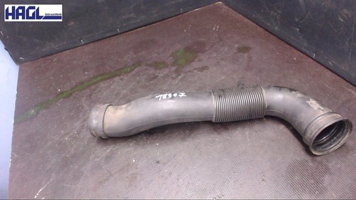 Luftansaugstück 55559548 Opel Astra 1.7 Cdti Caravan DPF (119g) H 81 KW 110 PS