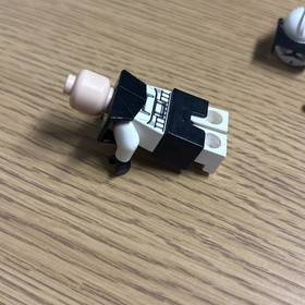 LEGO Star Wars Clone Trooper (Phase 1) - Black Visor, Pauldron + Kama Blue Eyes