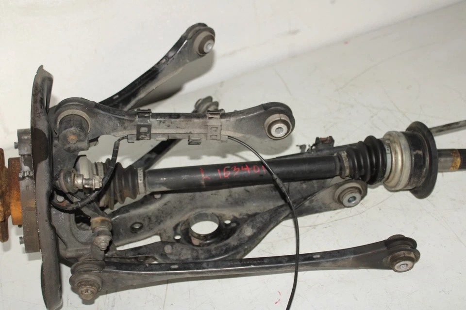 Левое заднее колесо шпиндель ступица держатель костяшки рычаг оси OEM BMW F30 340i 335i - Изображение 4 из 4