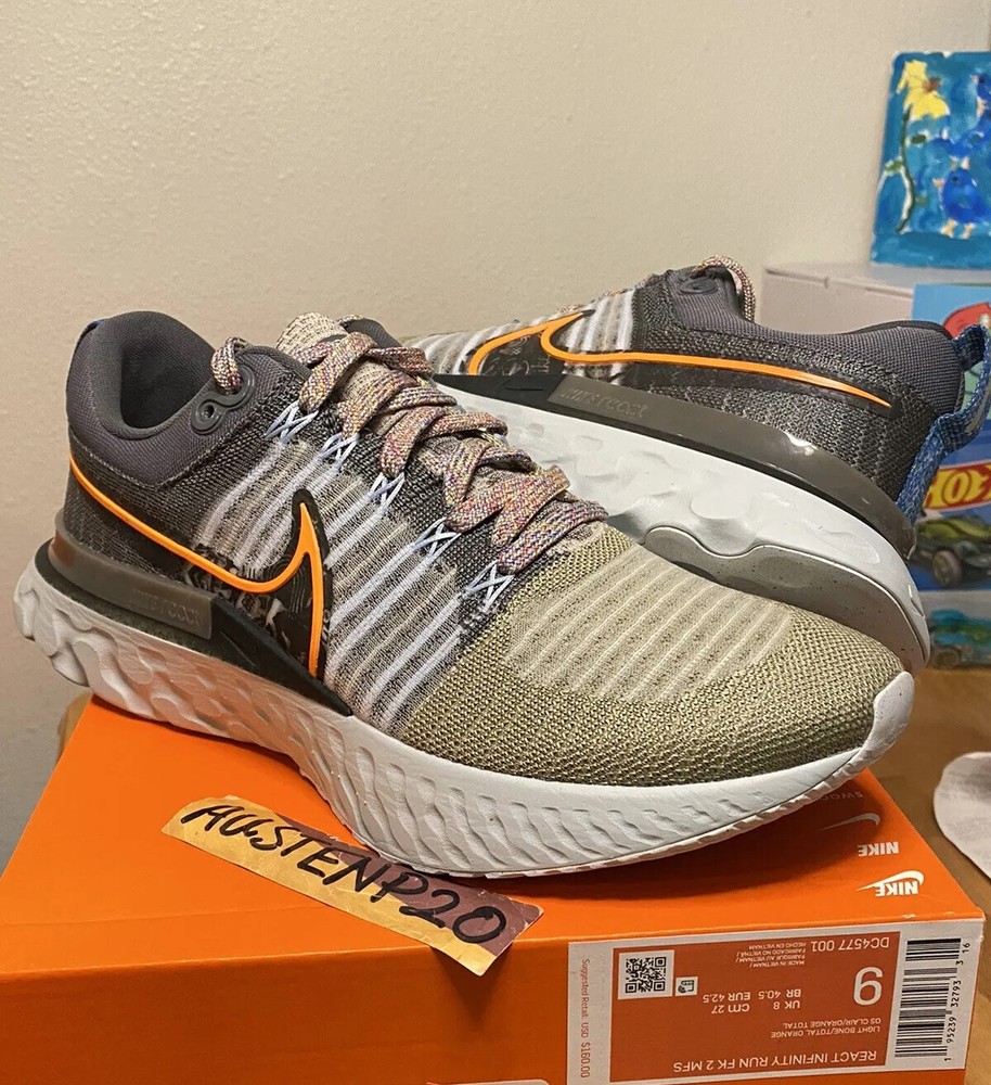 Nike React Infinity Run Flyknit 2 Sport Shoes in Size 9