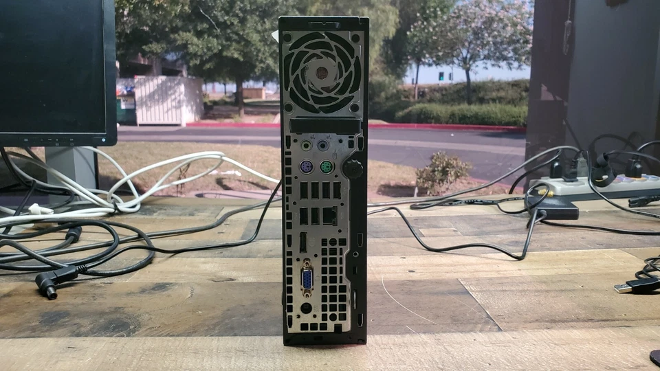 HP Compaq 8000 Elite US, I core 2 duo E7500 2.93ghz, 2gb ram, 200gb hdd, Win10 - Image 2 of 4