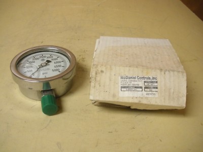 McDaniel Control 1/2:'' NPT 0-5000 PSI Gauge