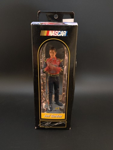 Jeff Gordon Mini Statue Character Collectibles Signature Series 2002 NASCAR - Picture 2 of 8