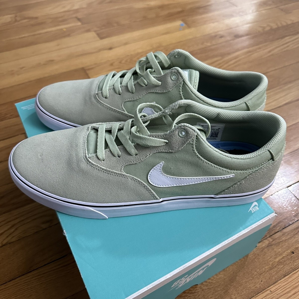 NIKE　SB CHRON2　27cm Amazon.com | Nike SB Chron 2 Canvas (DM3494-102, White/White