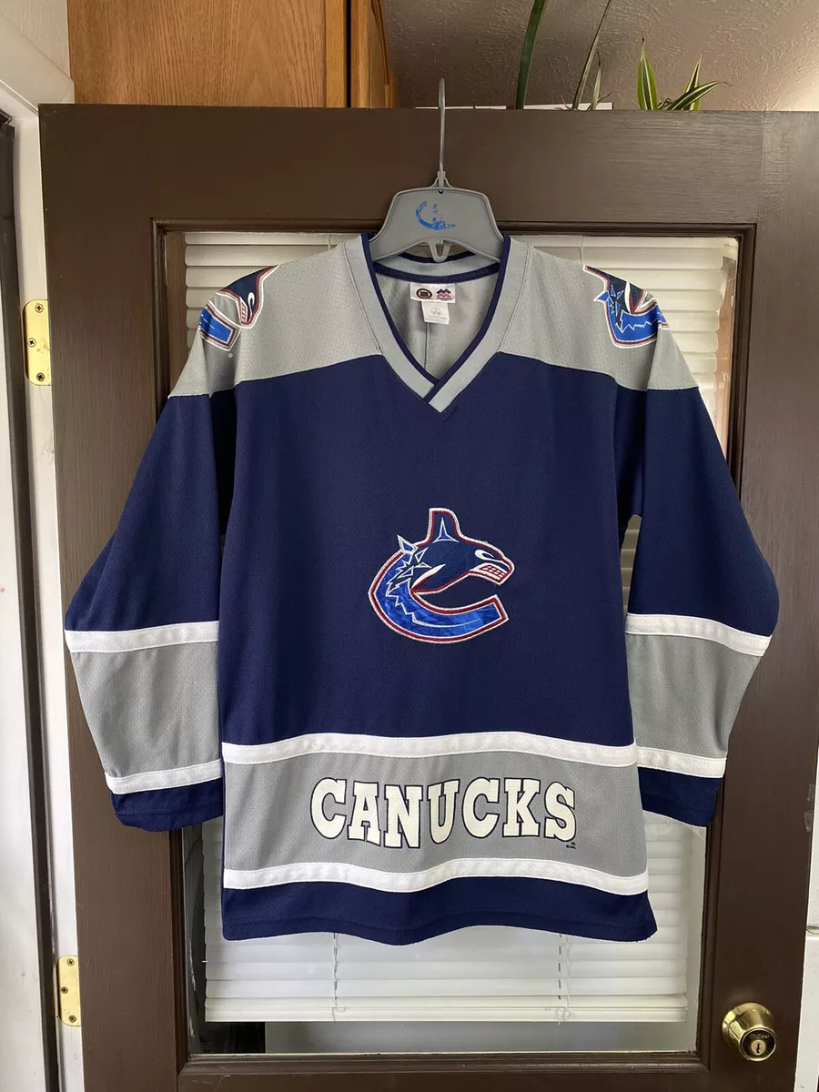 Canucks womens sales jersey