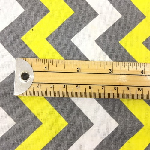 736. Handmade YELLOW & GREY ZIG ZAG CHEVRON 100% Cotton Cushion Cover - Picture 2 of 3