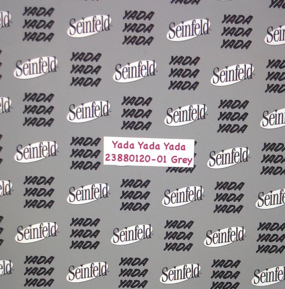 Tela Camelot Seinfeld 100% algodón por yarda Yada Yada en gris plata Foto 2 de 4