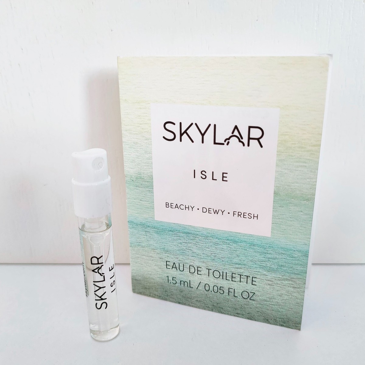 Skylar Isle Eau de Toilette mini Spray Fragrance, Brand NEW