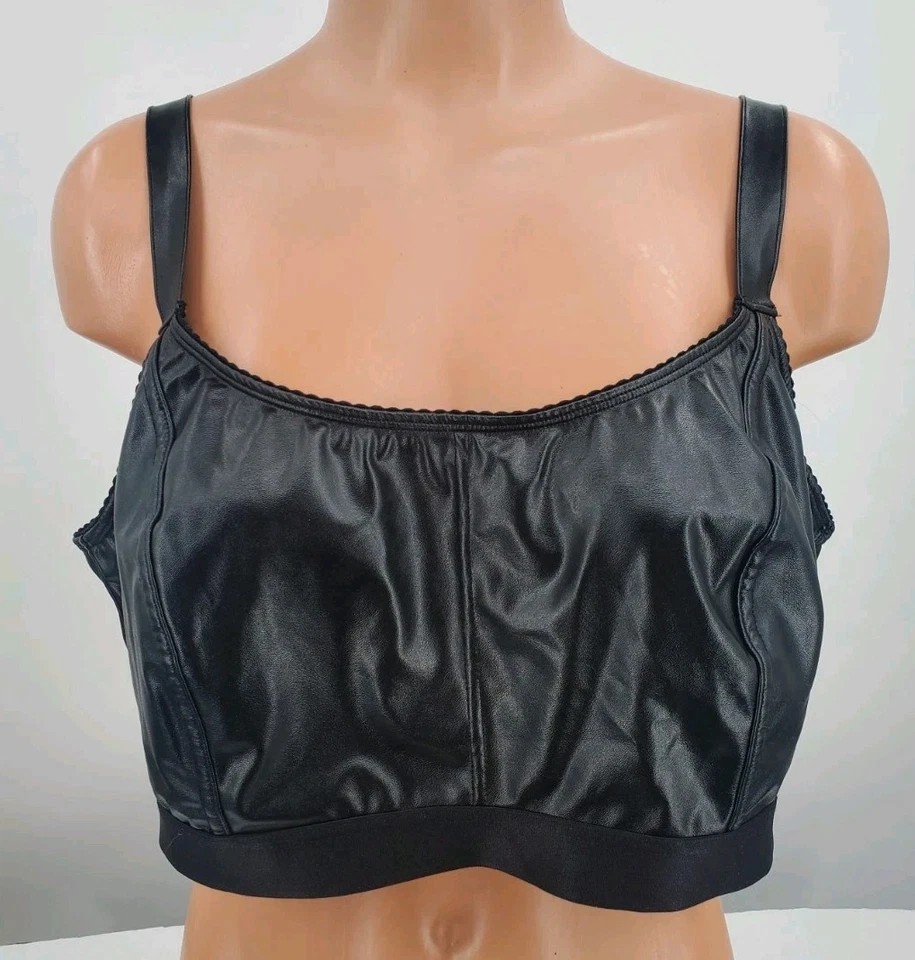 Top Bralette Torrid Curve Imitación Cuero Gótico Grunge Punk Rock Vampy Negro Talla 3 Foto 2 de 4