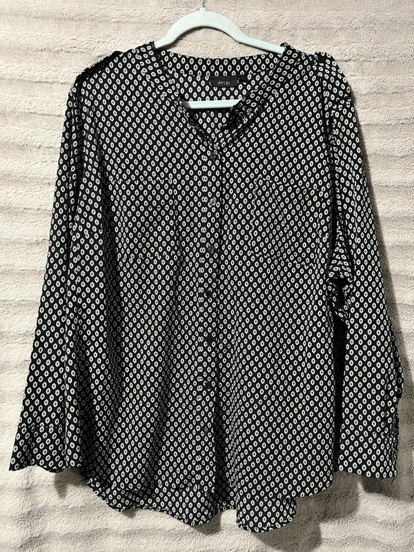 Apt 9 Women’s Blouse 3x Button Up Black And White