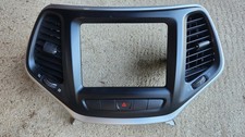  2014-2018 Jeep Cherokee Radio 8.4 Screen Surround Dash Bezel Trim Vent Oem