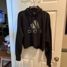 ADIDAS WOMEN SHORT HOODED SWEATSHIRT / Black / Lg
