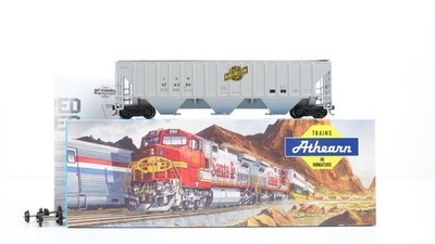 Athearn H0 2907C Gedeckter Trichterwagen CNW