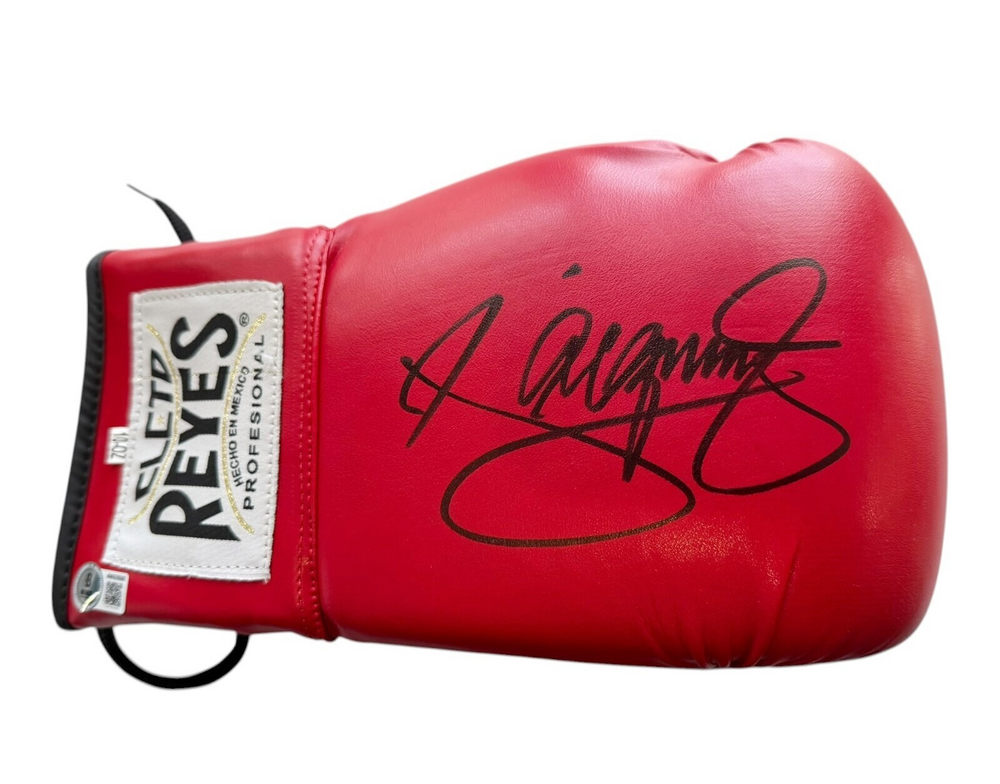 Manny Pacquiao Autographed Red Cleto Reyes Boxing Glove BAS