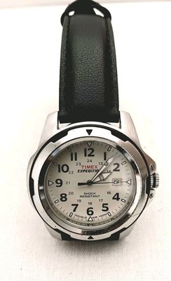 Timex Expedition FIELD Watch  Vintage. NEW BAND, NEW BATTERY. 